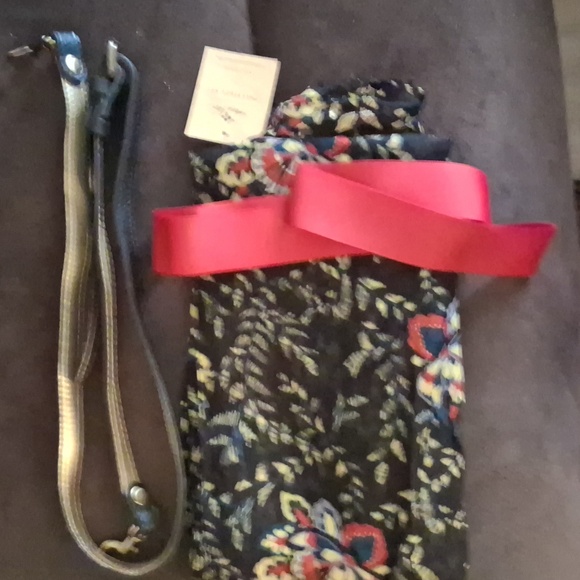 Handbag - Picture 2 of 6